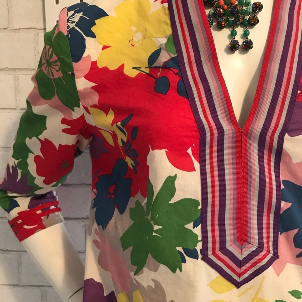 Boden floral tunic w/ grosgrain ribbon trim - Picture 2 of 6